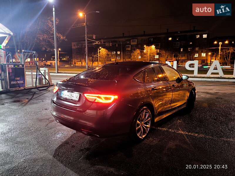 Седан Chrysler 200 2015 в Харькове
