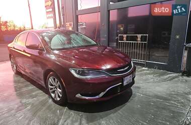 Седан Chrysler 200 2015 в Киеве