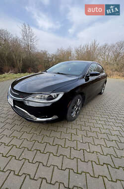 Седан Chrysler 200 2014 в 