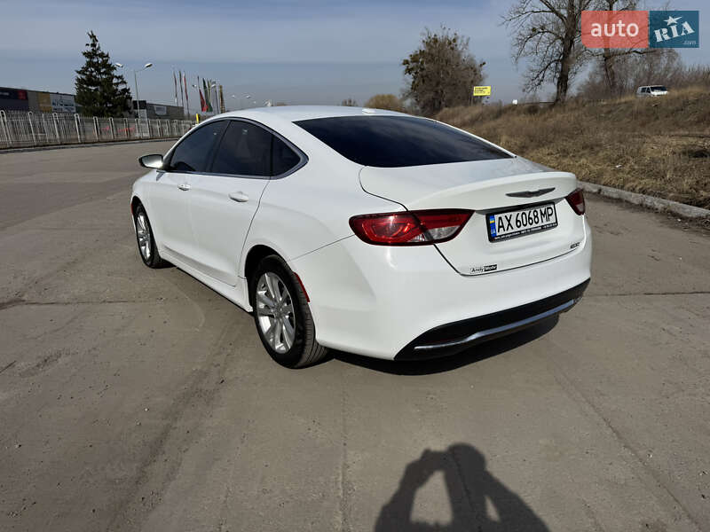Седан Chrysler 200 2015 в Харькове