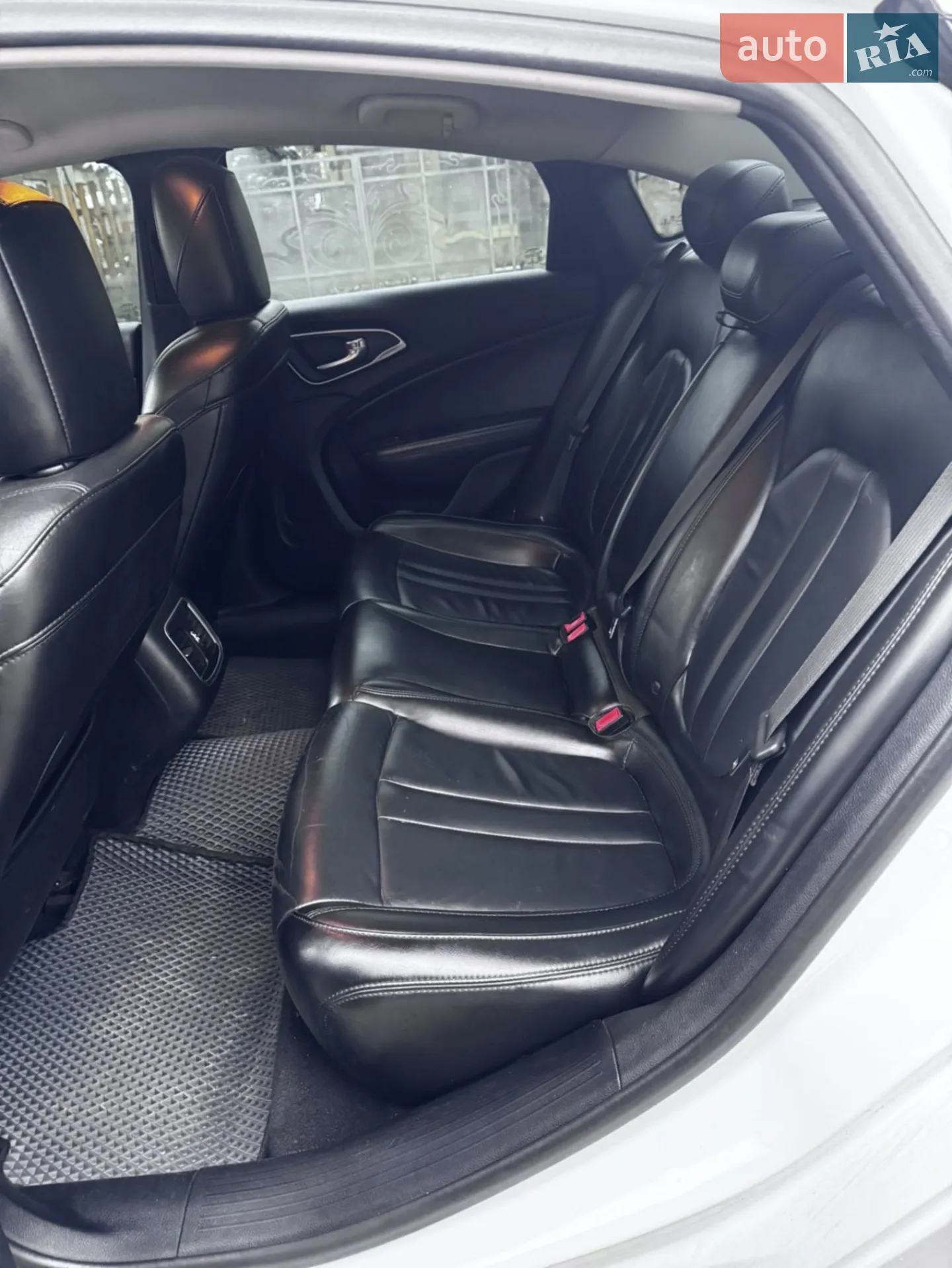 2014 Chrysler 200 - мініатюра 7