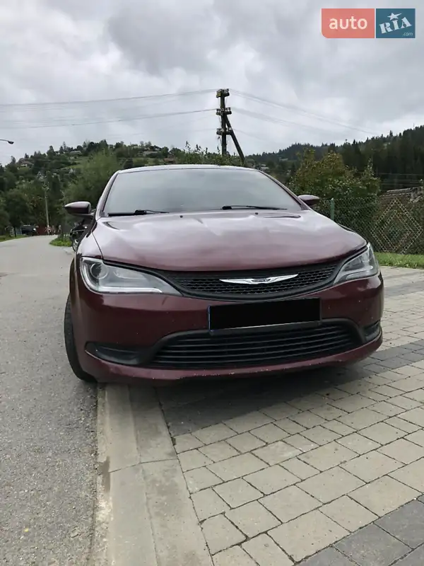 Chrysler 200