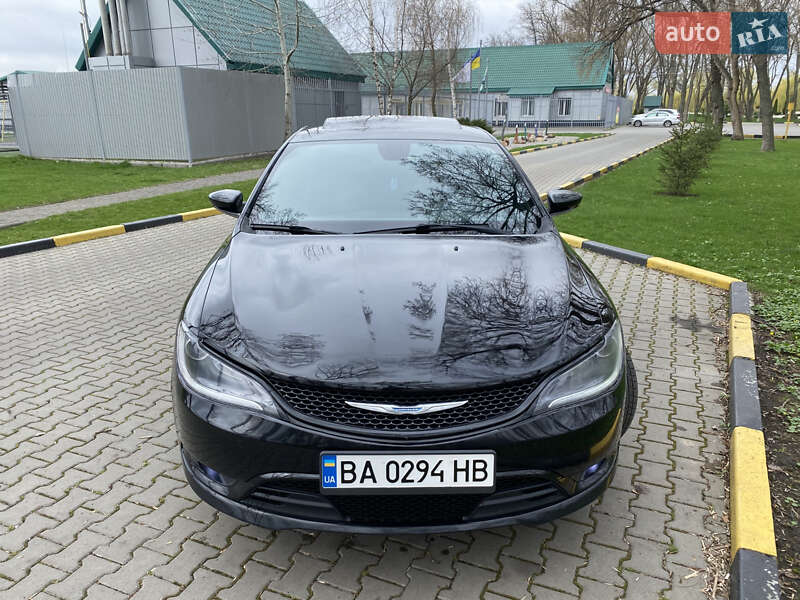 Седан Chrysler 200 2014 в Александрие