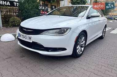 Седан Chrysler 200 2015 в 