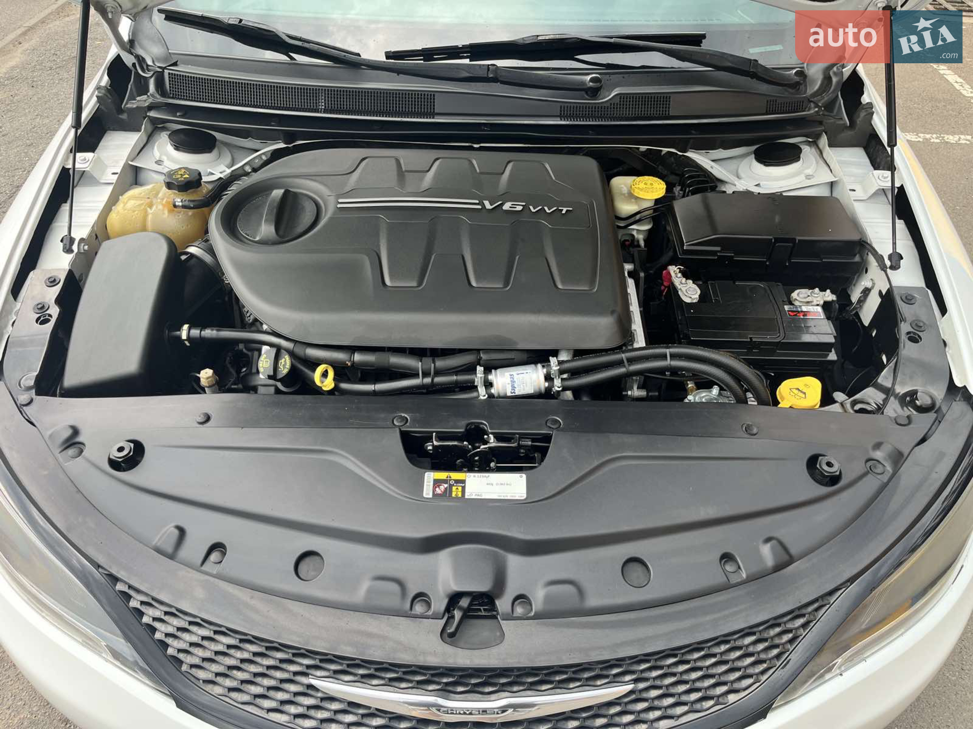 2015 Chrysler 200 - мініатюра 9