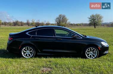 Седан Chrysler 200 2014 в 