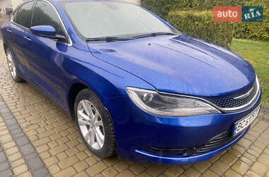 Седан Chrysler 200 2014 в 