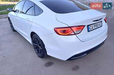 Седан Chrysler 200 2016 в 