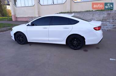 Седан Chrysler 200 2016 в 