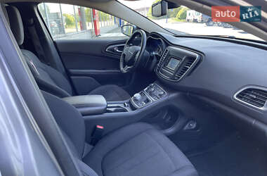 Седан Chrysler 200 2014 в 
