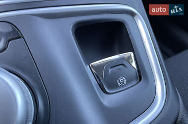 Седан Chrysler 200 2014 в 