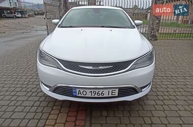 Седан Chrysler 200 2015 в 