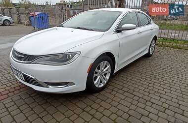 Седан Chrysler 200 2015 в 