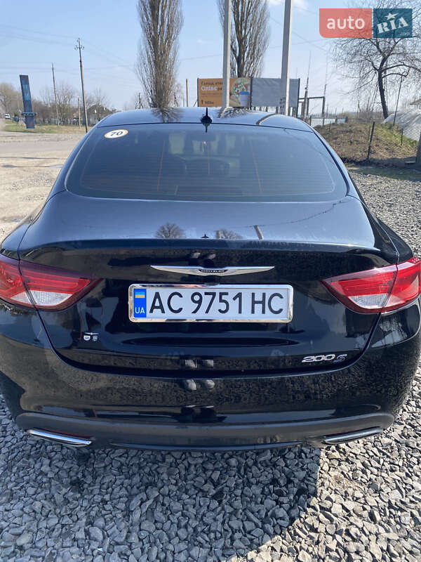 Седан Chrysler 200 2016 в Владимире
