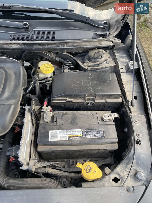 Седан Chrysler 200 2016 в Владимире фото 32 Седан Chrysler 200 2016 в Владимире