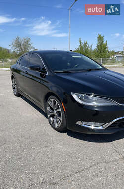 Седан Chrysler 200 2014 в 