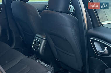 Седан Chrysler 200 2014 в 