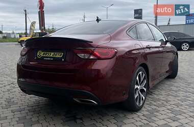 Седан Chrysler 200 2015 в 