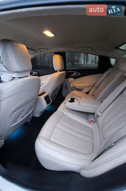 Седан Chrysler 200 2014 в 