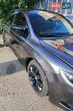 Седан Chrysler 200 2015 в 