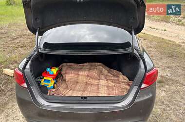 Седан Chrysler 200 2015 в 