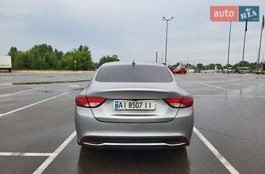 Седан Chrysler 200 2016 в 