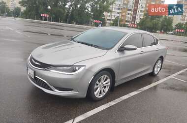 Седан Chrysler 200 2016 в 