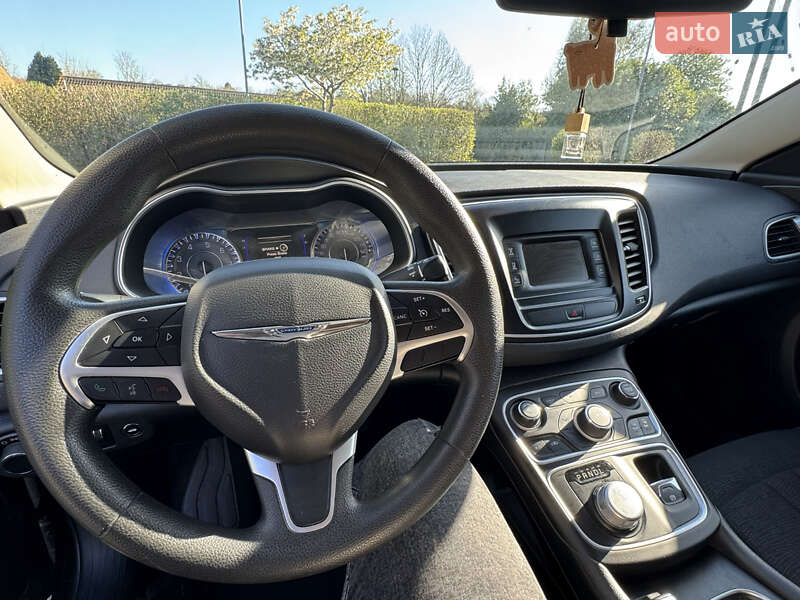 Седан Chrysler 200 2016 в Броварах фото 10 Седан Chrysler 200 2016 в Броварах