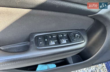 Седан Chrysler 200 2014 в 