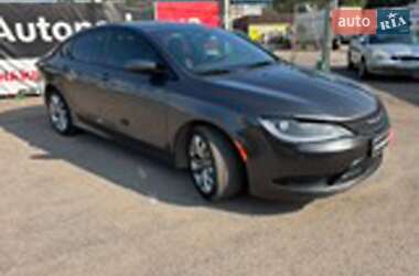 Седан Chrysler 200 2015 в 