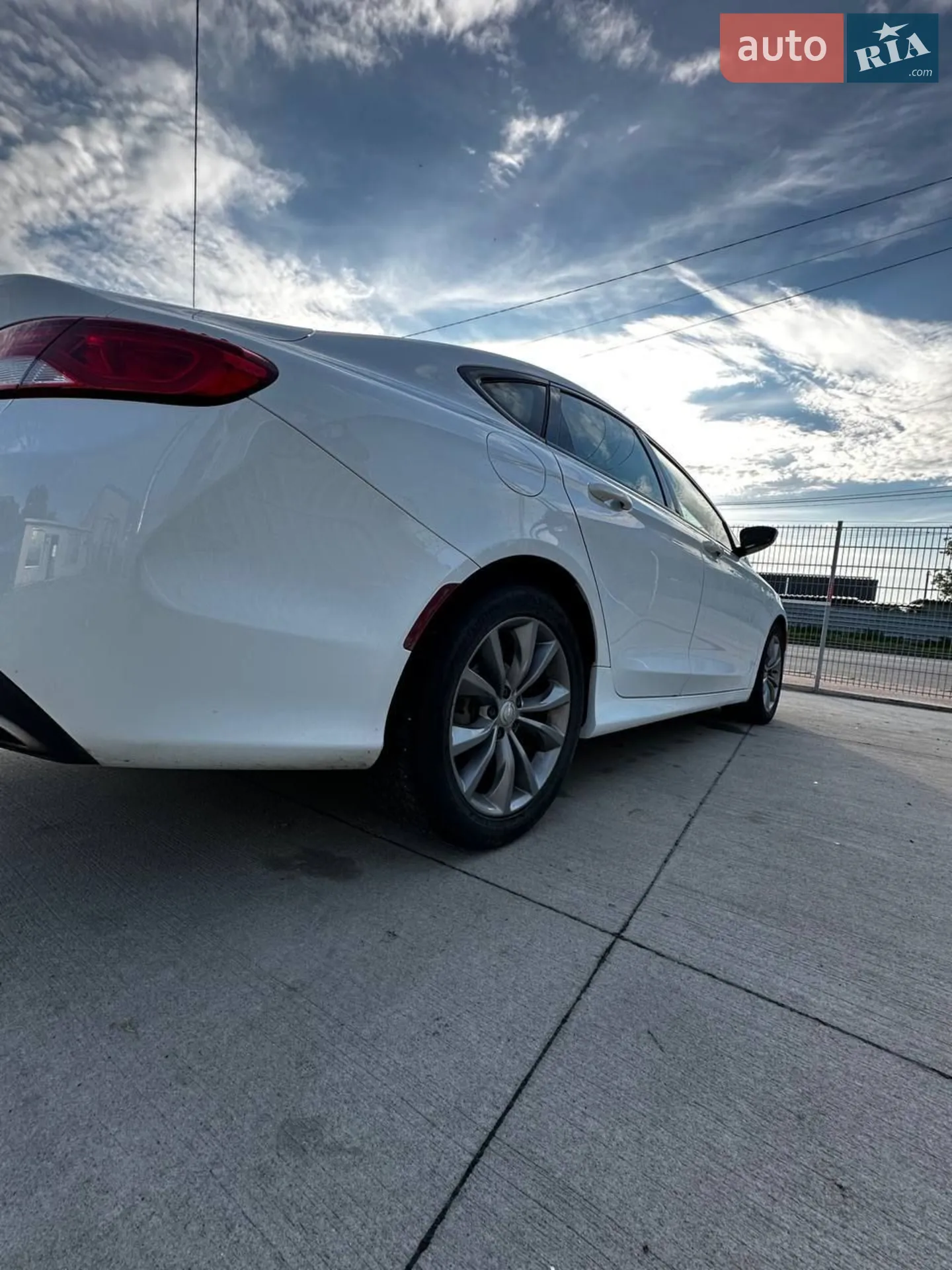 2015 Chrysler 200 - мініатюра 3