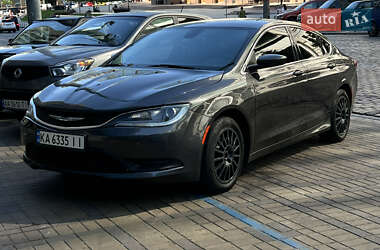 Седан Chrysler 200 2015 в Києві