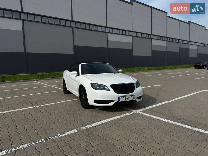 Кабриолет Chrysler 200 2012 в Ивано-Франковске