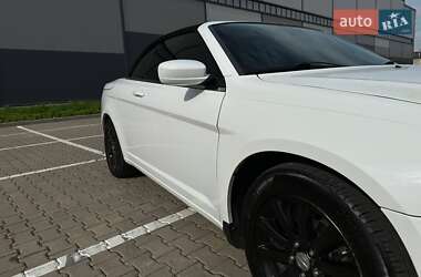 Кабриолет Chrysler 200 2012 в 