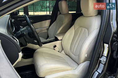 Седан Chrysler 200 2016 в 