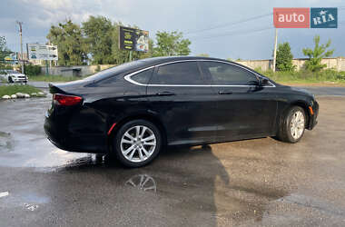 Седан Chrysler 200 2015 в 