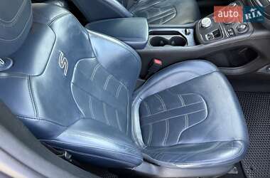 Седан Chrysler 200 2015 в 