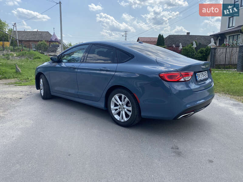 Седан Chrysler 200 2014 в Хмельницком