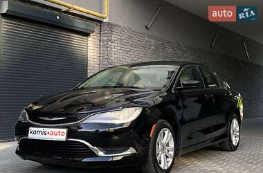 Седан Chrysler 200 2016 в 