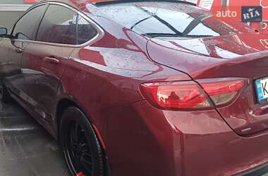 Седан Chrysler 200 2015 в 