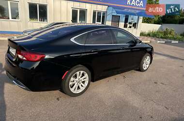Седан Chrysler 200 2015 в 