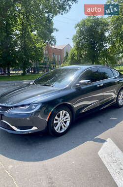 Седан Chrysler 200 2016 в 