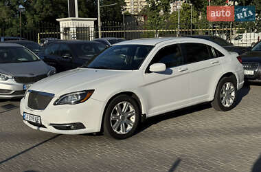 Седан Chrysler 200 2013 в Одессе