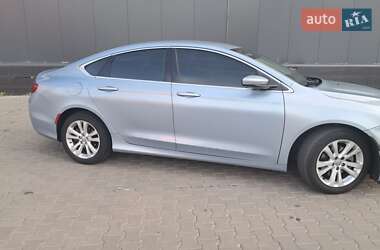 Седан Chrysler 200 2015 в 