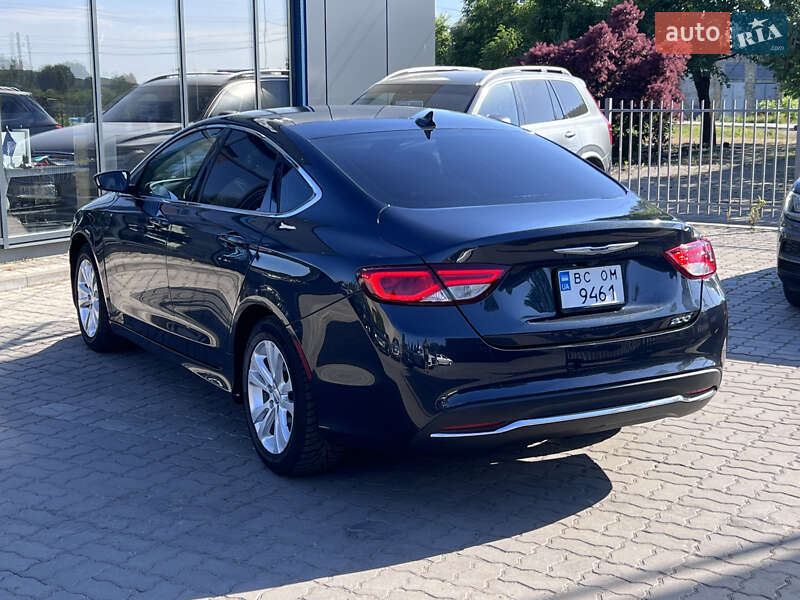 Седан Chrysler 200 2016 в Нововолинську фото Седан Chrysler 200 2016 в Нововолинську