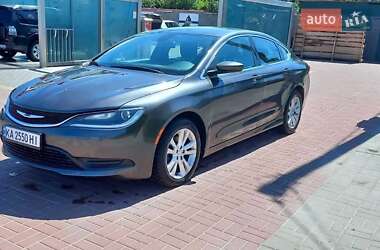 Хэтчбек Chrysler 200 2016 в Боярке