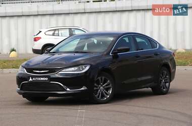 Седан Chrysler 200 2015 в 