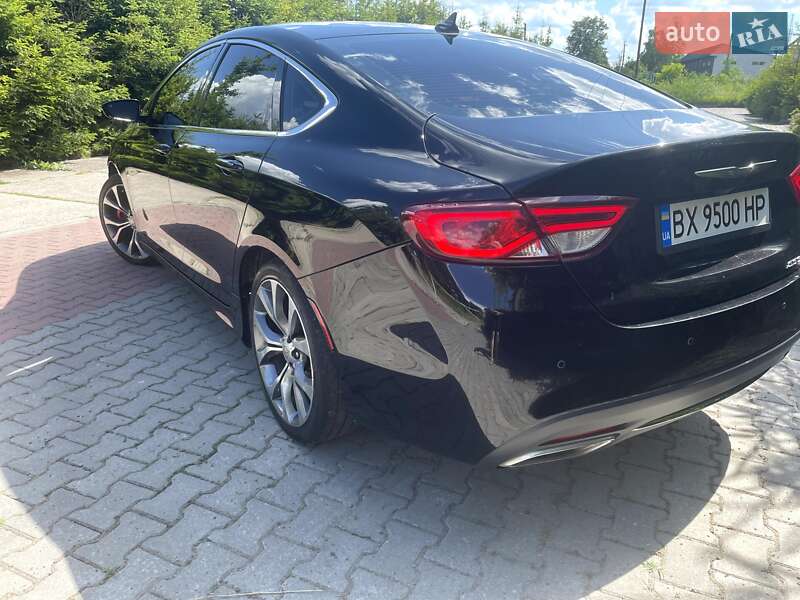 Седан Chrysler 200 2014 в Шепетовке