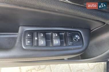 Седан Chrysler 200 2014 в 