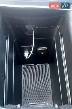 Седан Chrysler 200 2014 в 